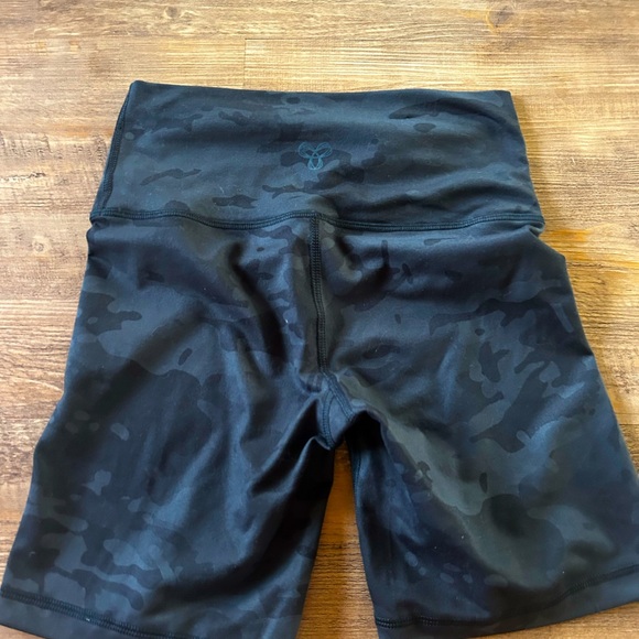 Tna biker shorts - Picture 2 of 2